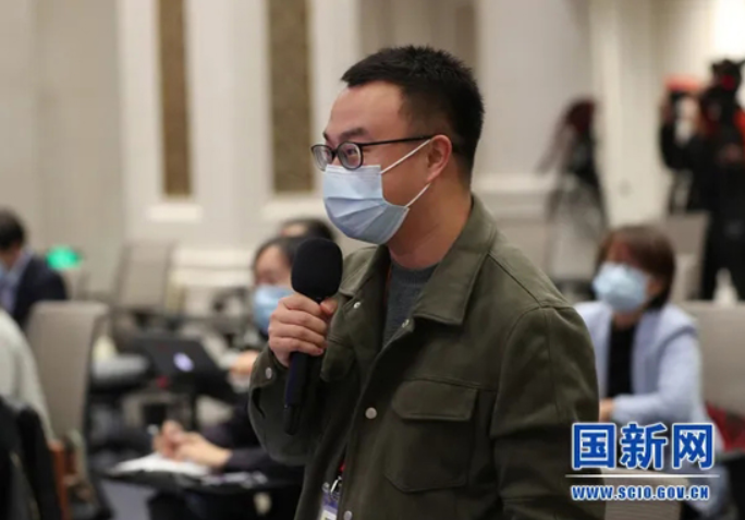 國(guó)新辦舉行制造業(yè)中小微企業(yè)緩稅政策國(guó)務(wù)院政策例行吹風(fēng)會(huì)(2)